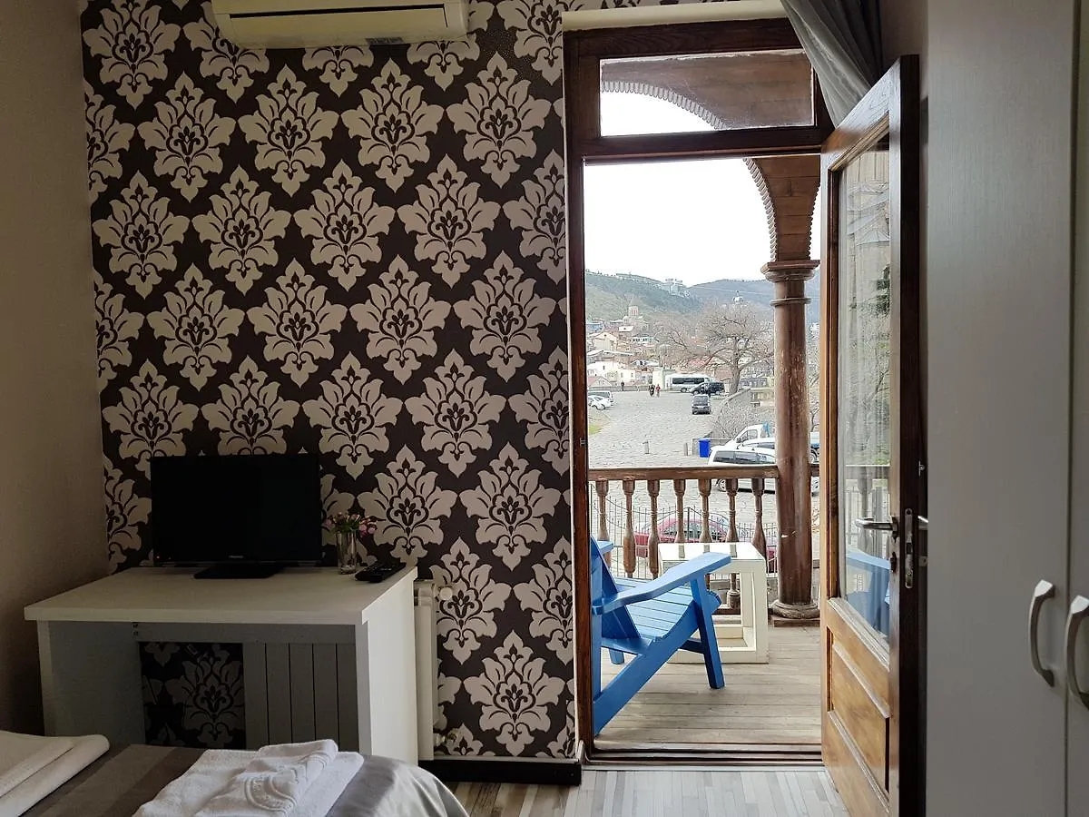 Tiflis Metekhi Hotel ティビリシ